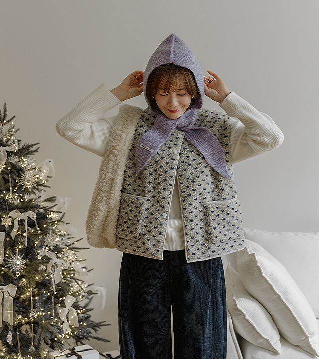 Mongle Dot Fleece Vest