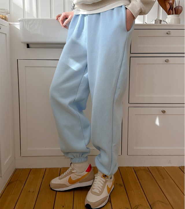 Easy Yanggimo Jogger Pants