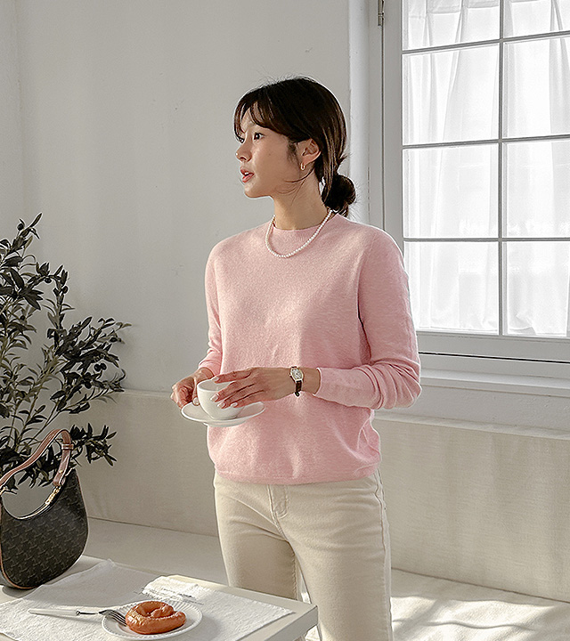 Low-holed garment round knit