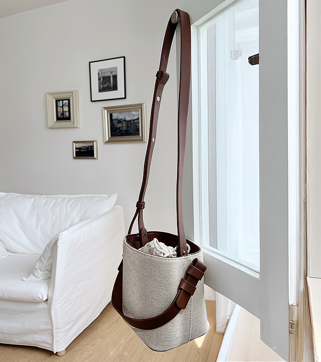 Simple Canvas Shoulder Bag