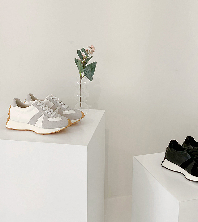 Balance Key Height Sneakers