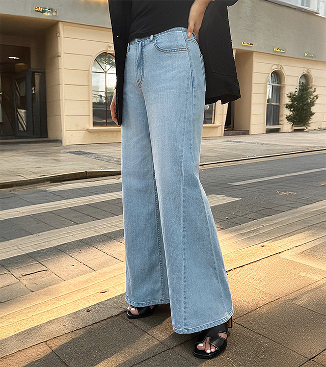 [MADE] MAMAMOO Flare Denim Pants