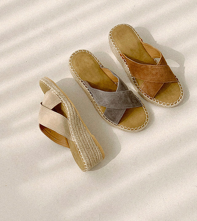 Espadrille wedge heel slippers
