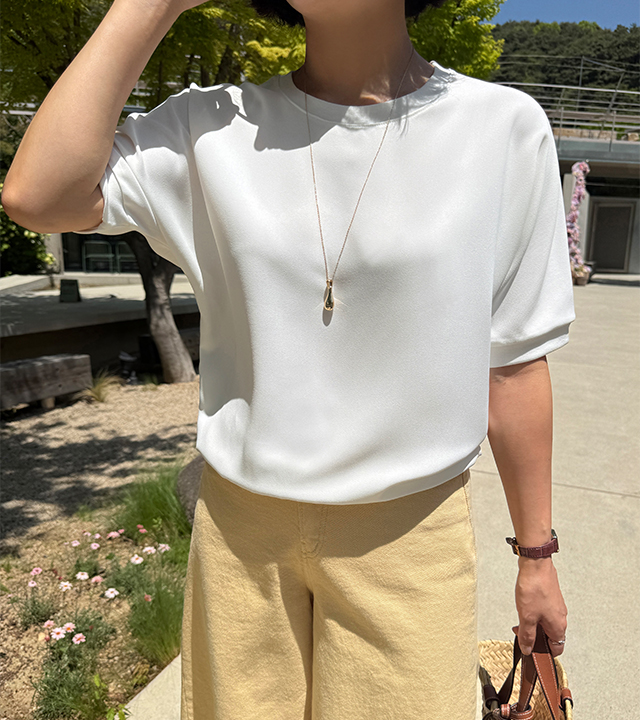 [MADE] Blanc Chiffon Sweatshirt
