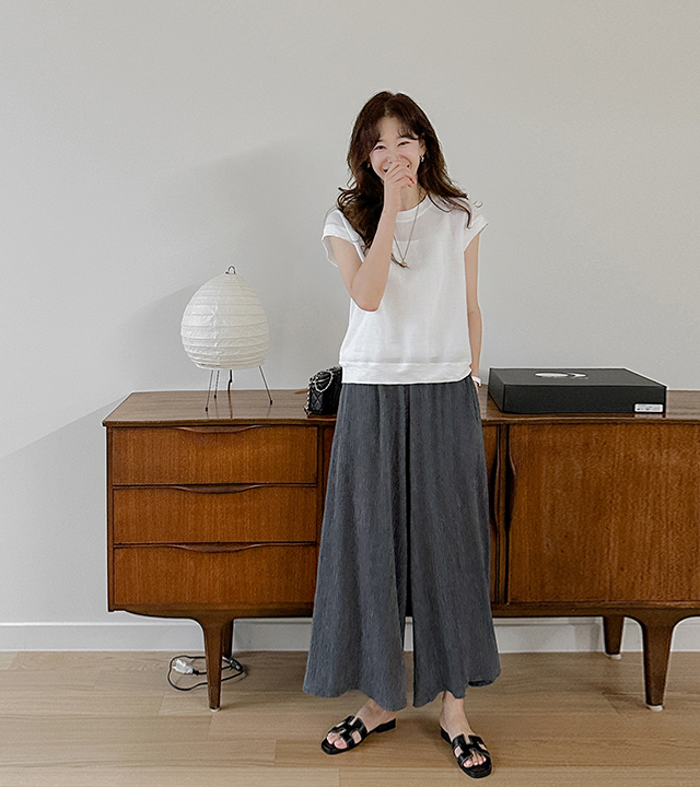 Issey pleated pants