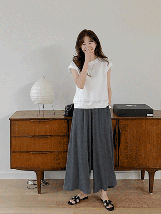 Issey pleated pants