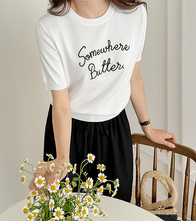 Butter embroidery short sleeve knit