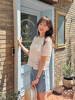 Eyelet lace blouse 