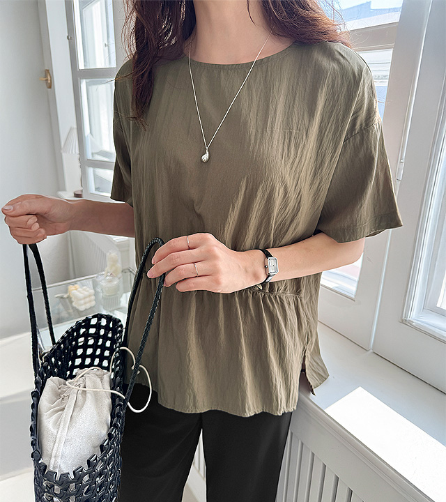 Airwasha shirring blouse