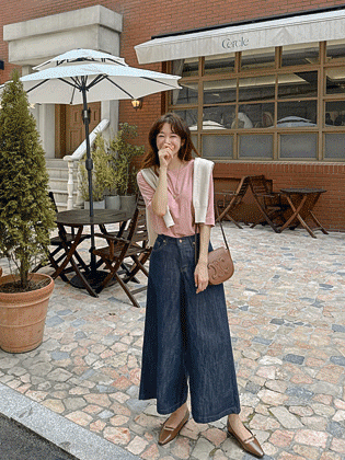 Non-Fade Culotte Denim Pants