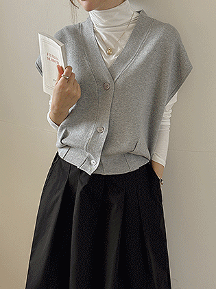 Mine Button Knit Vest