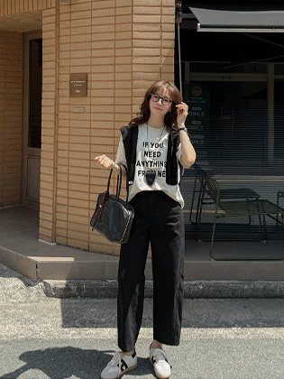 Curved cut exhaust fit cotton pants