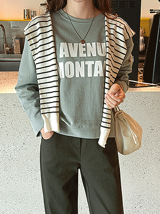 Avenue Lettering Long Sleeve T-Shirt