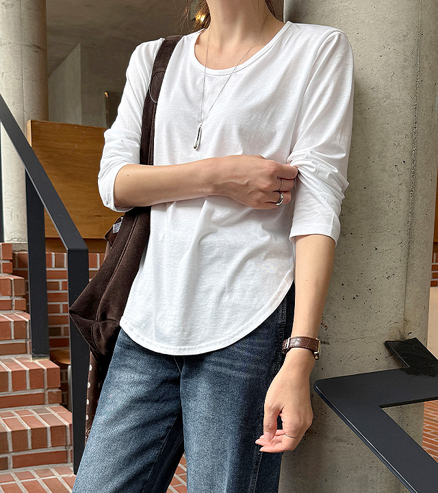 Pound Semi U-Neck Long Sleeve T-Shirt 