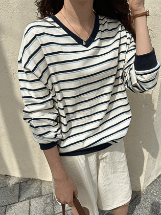 Robin Stripe Man-to-Man Tee