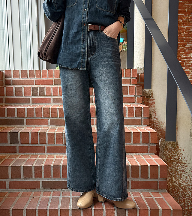  Pikachu cut wide denim pants
