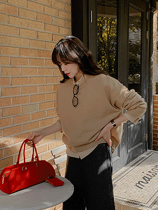 Berryu loose fit knit