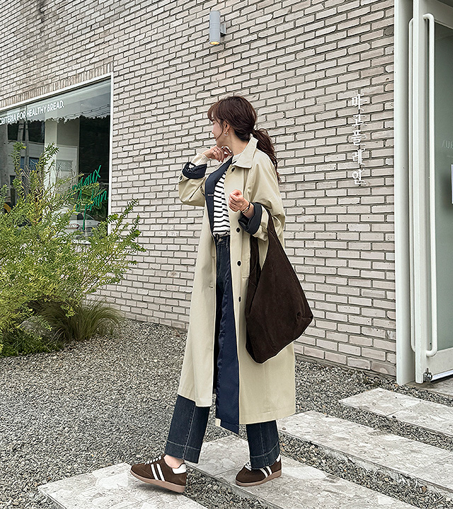 Tone-on-tone color blocking trench coat