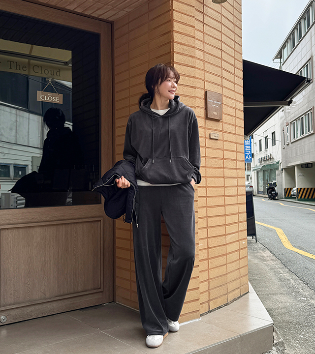 Powder Velour Pants Set 