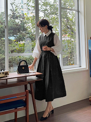 Low-banding layered one-piece