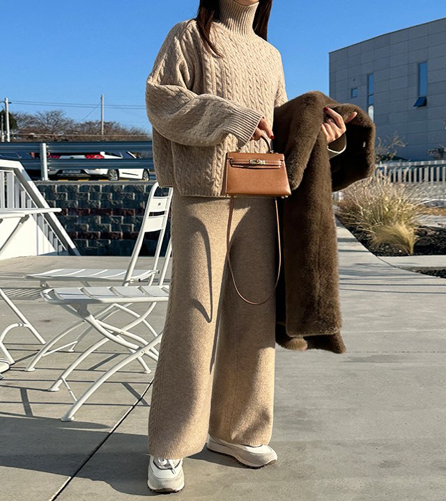 Merlin wide knit pants