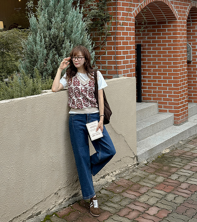 Dart cut baggy fit denim