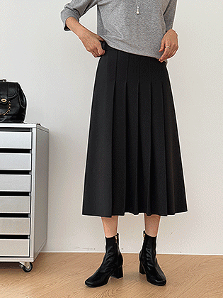 Head front pleated skirt