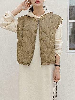 Rhombus quilted vest