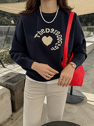 Heart lettering round knit