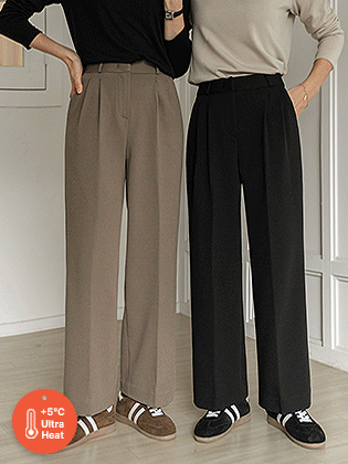 Warm pin-tuck fleece wide slacks