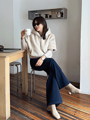 Maison Half Sleeve Fur Hooded Jumper