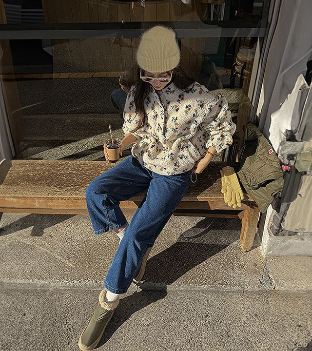 Flower fleece semi-open jumper