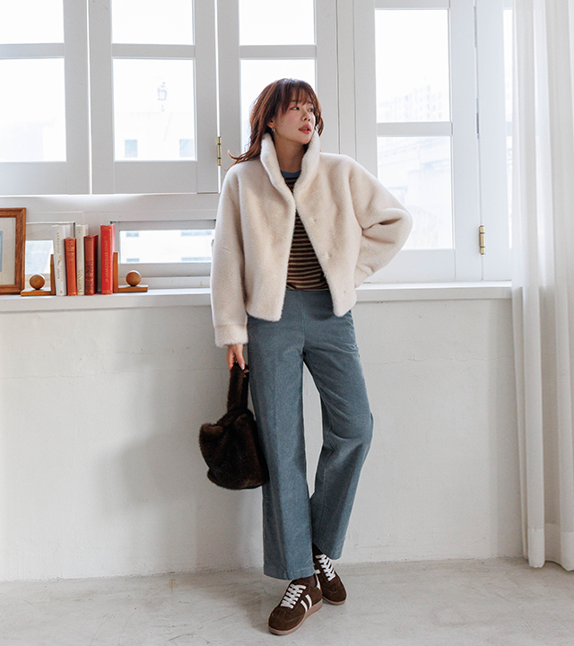 Fog semi-wide corduroy pants