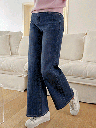 Clear semi-wide denim pants
