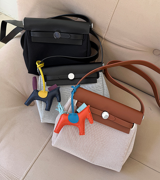 Er leather combination shoulder bag