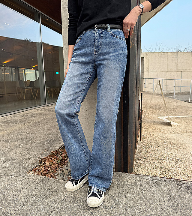 [MADE] Remain Semi-Bootcut Denim Pants