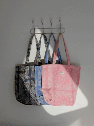 Paisley Echo Shoulder Bag 