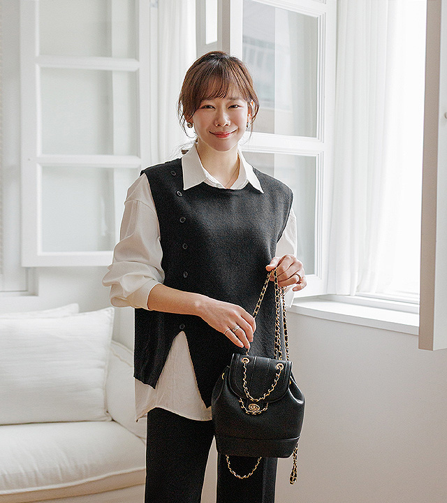 Cutout vest layered shirt