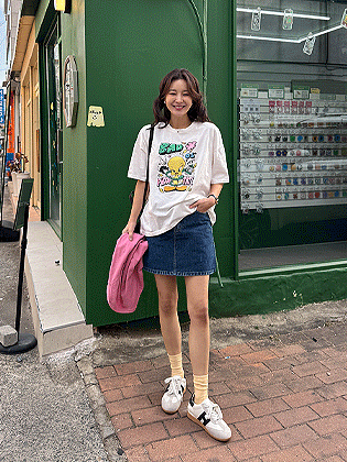 Tweety Pigment Boxy Fit Tee 