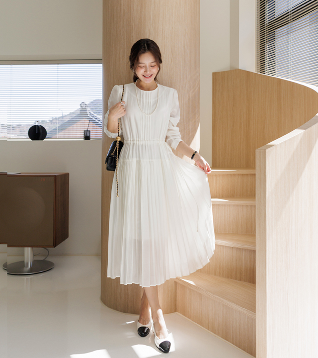 Pure Pleated Long Dress