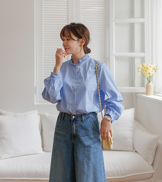 Dahlia frill-neck blouse