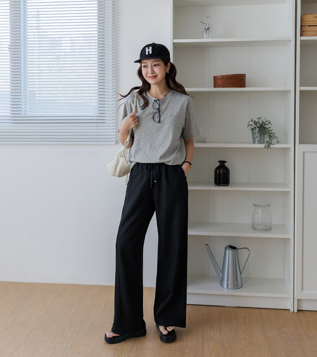 [MADE] Manon Magot Slavic Tee