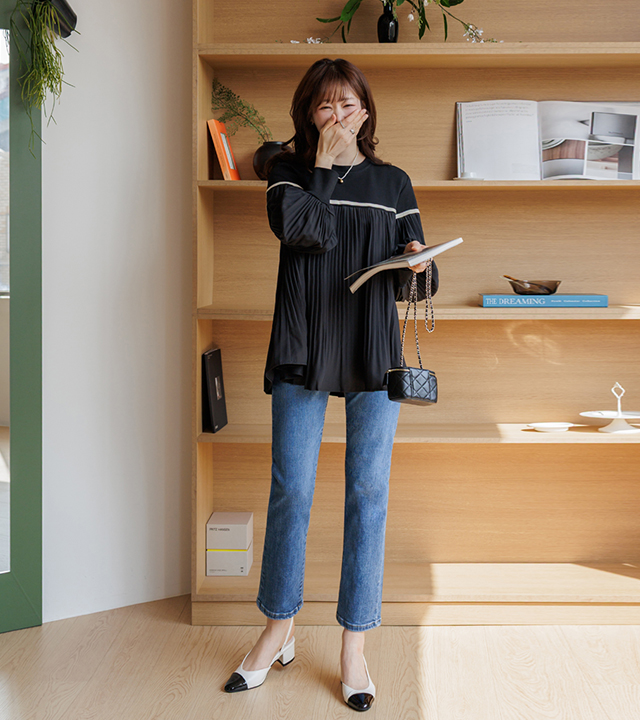 Roel Pleated Color Block Tee Blouse