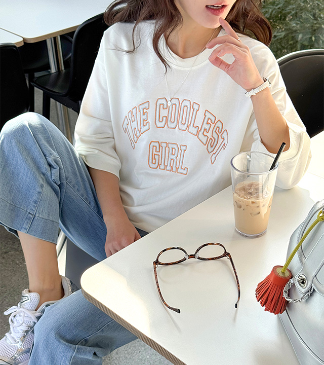 Rest Embroidered 3/4 Sleeve Sweatshirt