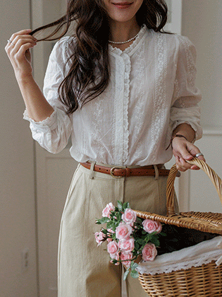 Freesia embroidered blouse