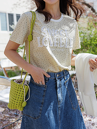 Daisy sequin short-sleeve tee