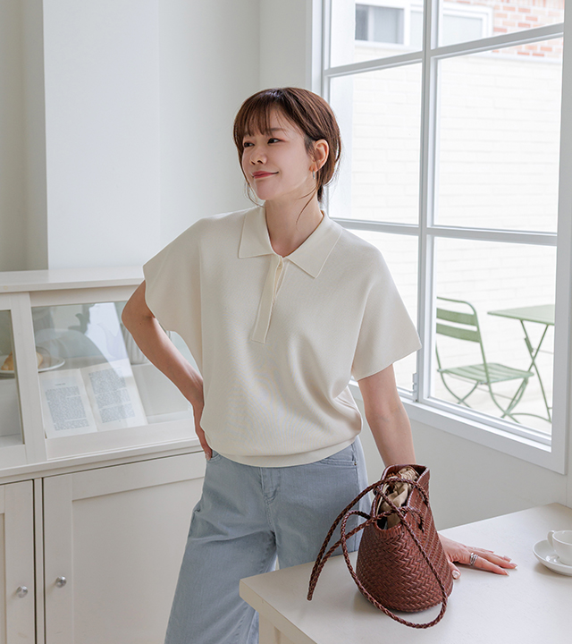 Time Hidden Short-Sleeved Collar Knit