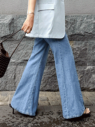 Ete Slick Flare Denim Pants