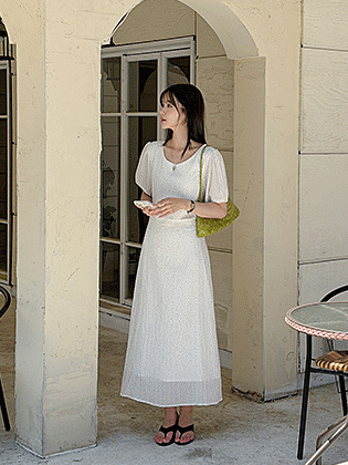 Rev Dot Wrinkle Dress