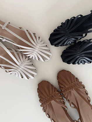 Wave weaving leather sandals